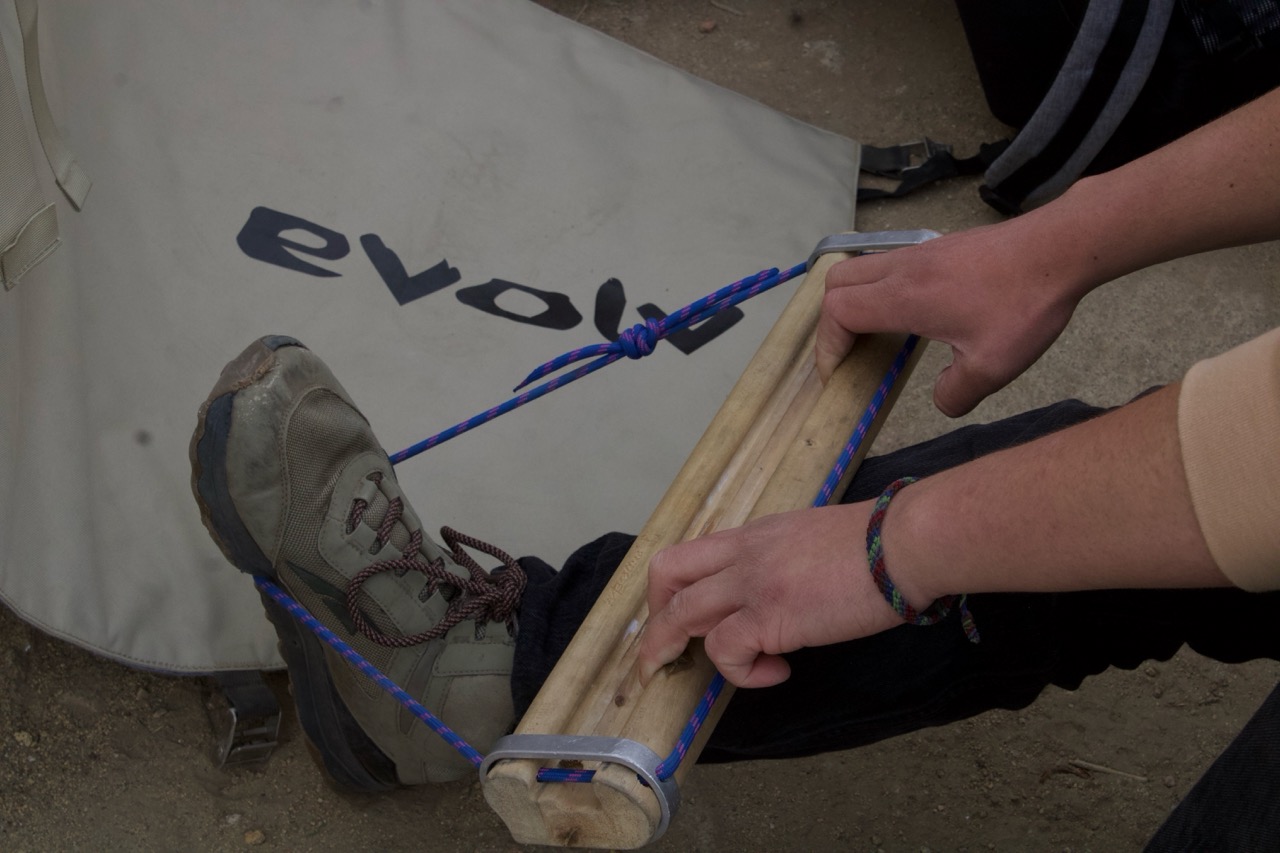 warming up fingers on hangboard