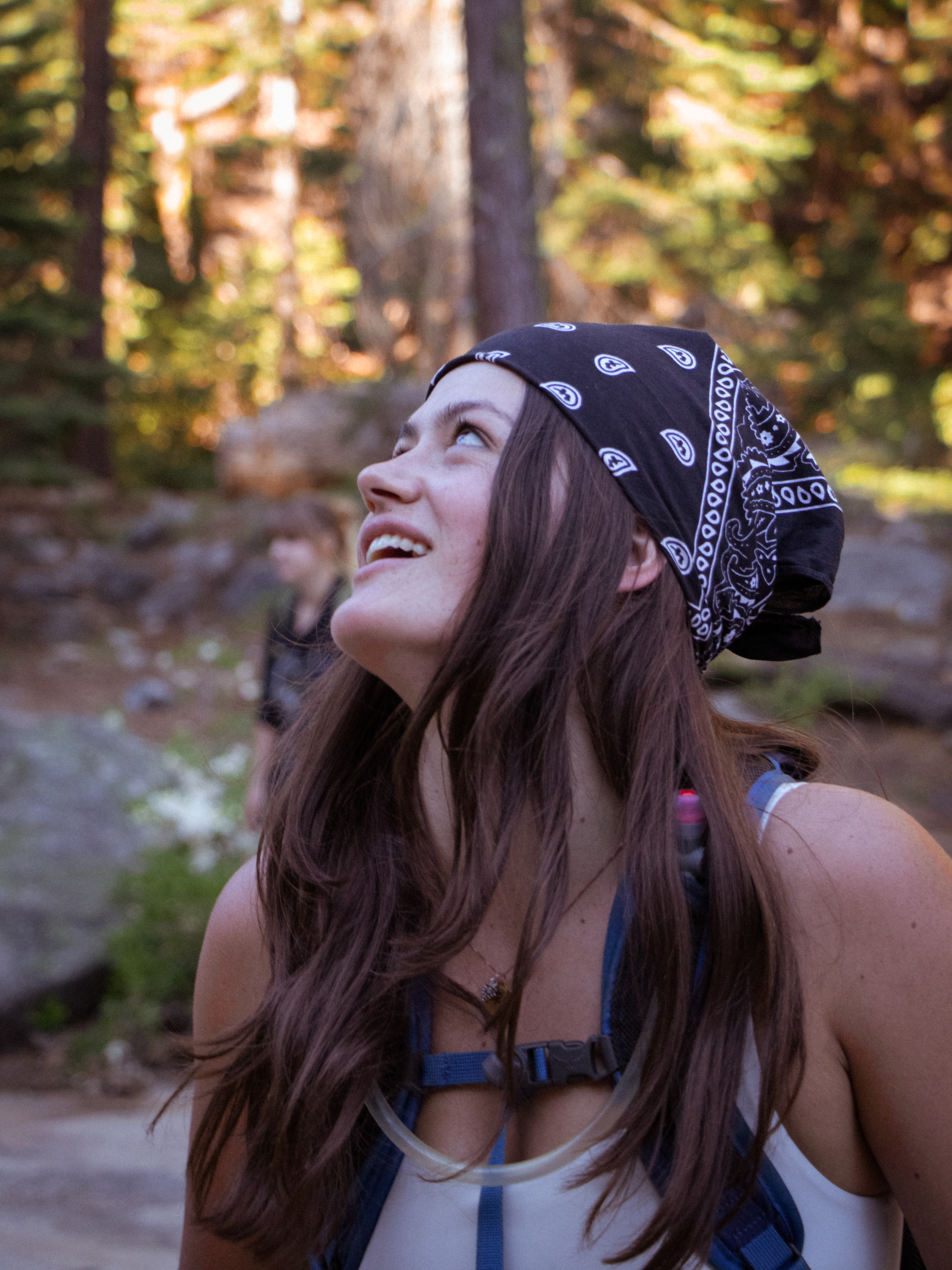 girl looking up smiling